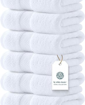 Made from 100% Turkish cotton, these soft, absorbent hand towels are the same ones featured throughout the bathrooms at Bienvenido Big Bend. Guests love their plush feel, generous size, and durability wash after wash, making them an easy everyday upgrade.