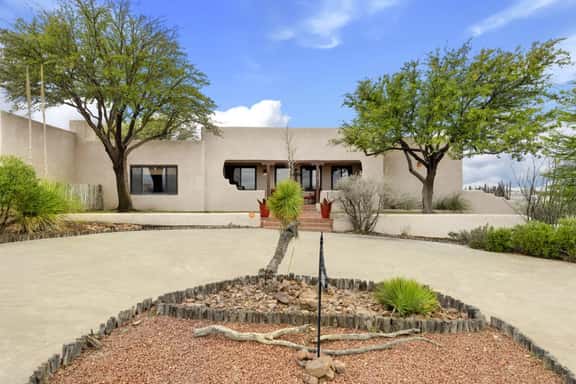 Cactus Rose - Country Club Estates - Image 1